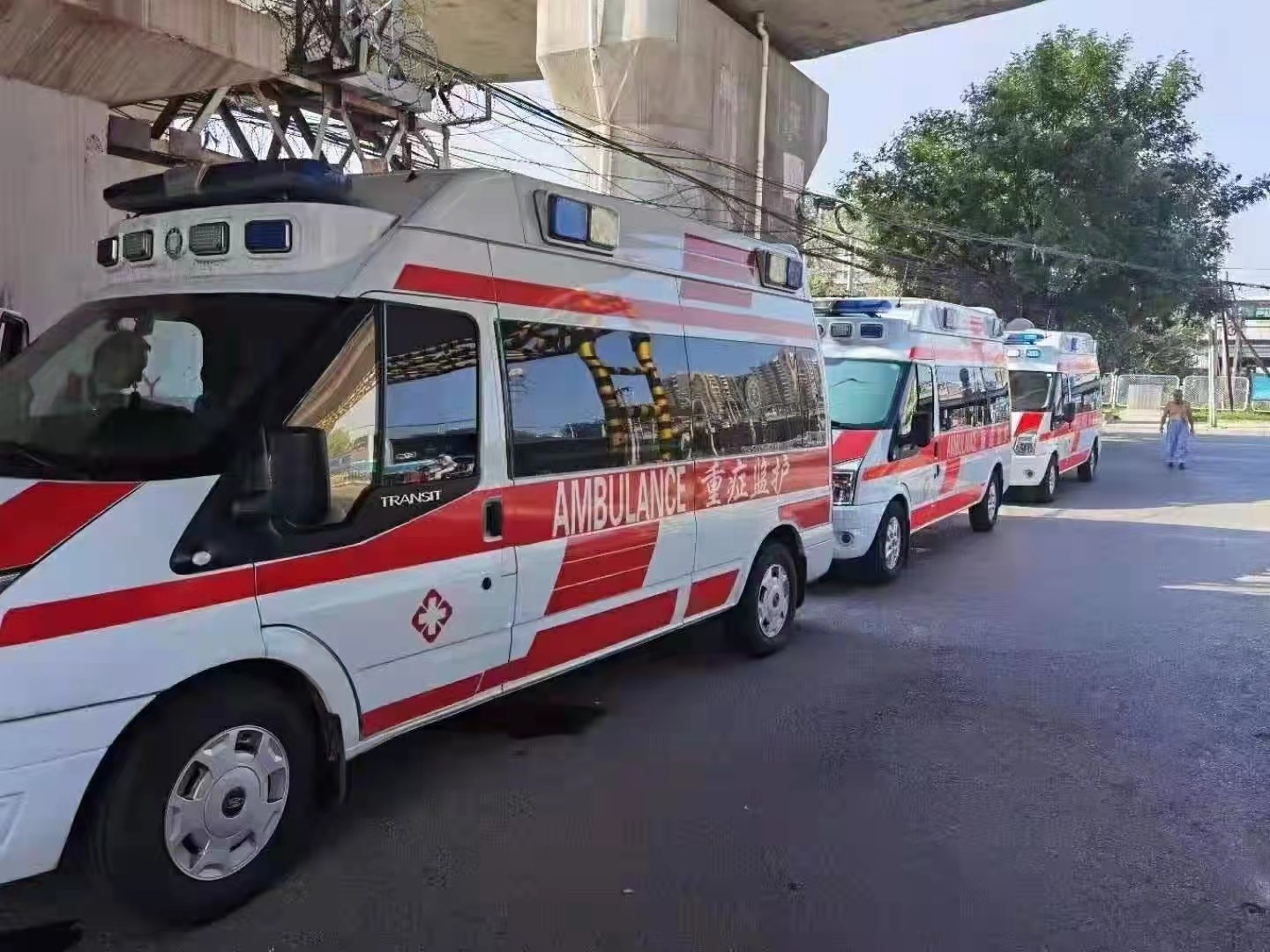 绥芬河市救护车出租